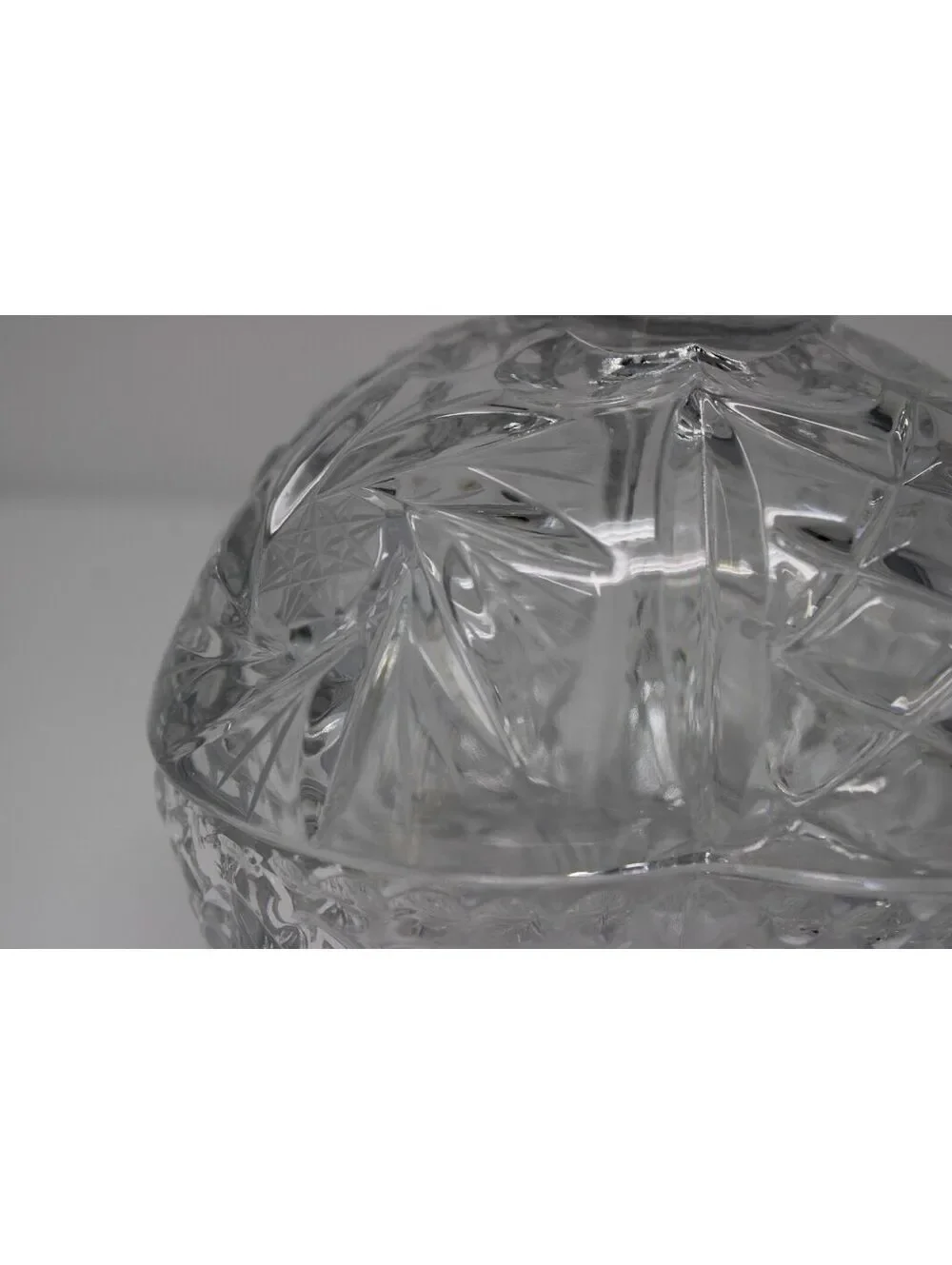 Vintage Cut Crystal Covered Candy Dish Footed Pedestal Bowl with Finial Lid